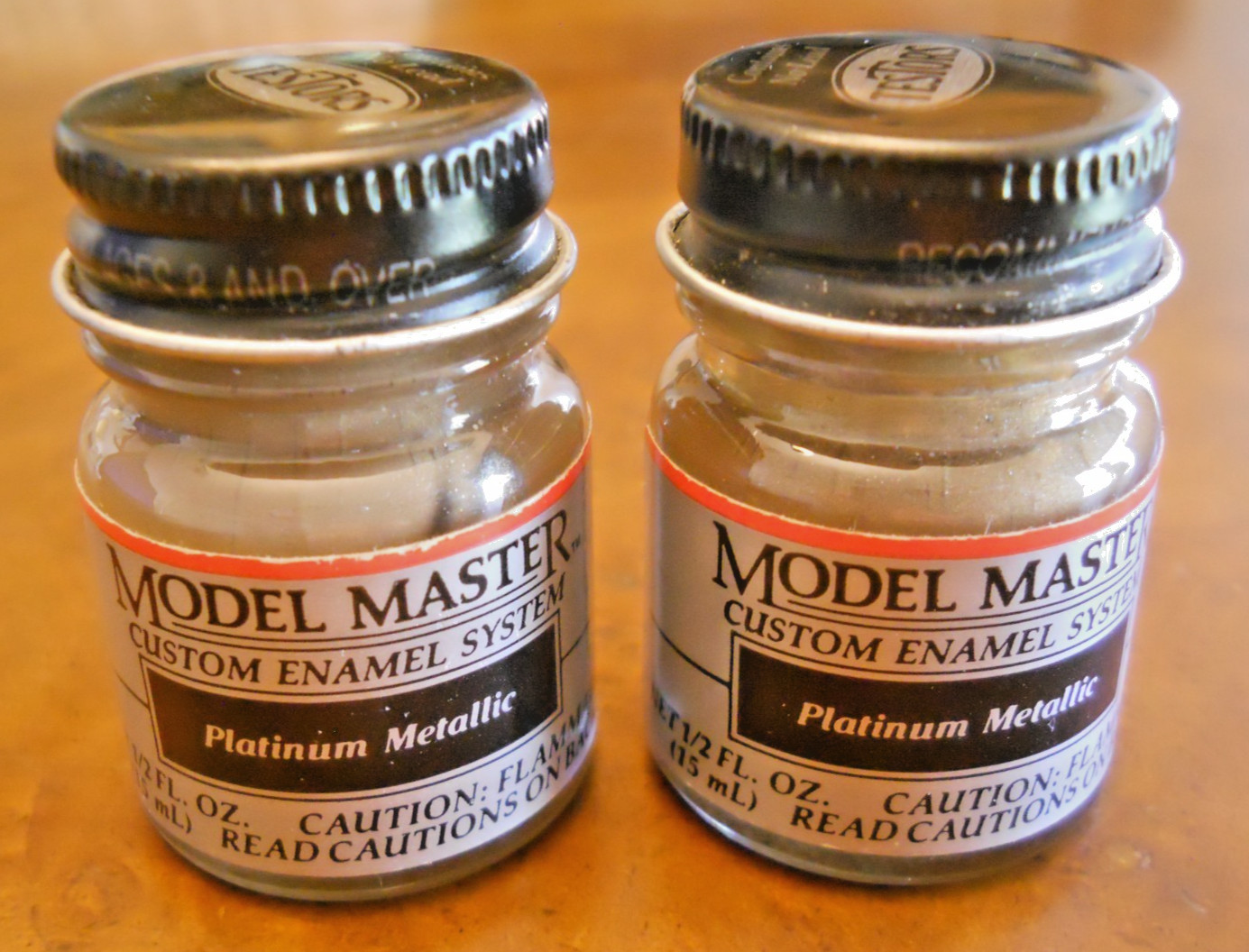 TESTORS #2706 MODEL MASTER PLATINUM METALLIC 1/2OZ ENAMEL PAINT, NEW, 2 BOTTLES