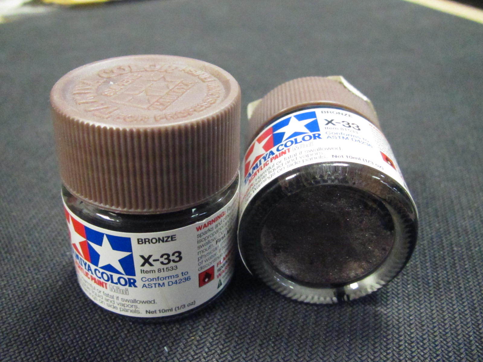 Tamiya “Mini” Acrylic model paint – X-33 81533 Metallic Bronze (gloss)
