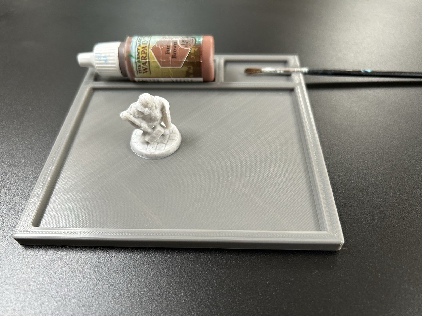 “The Mini Station” Painting And Customization Stand For DND Warhammer And More