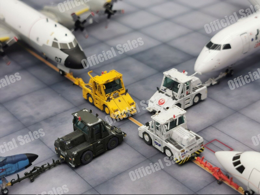 1/200 Airport Gse Komatsu Wt-150 Airplane Tractor “Jal” with Drawbar Finished