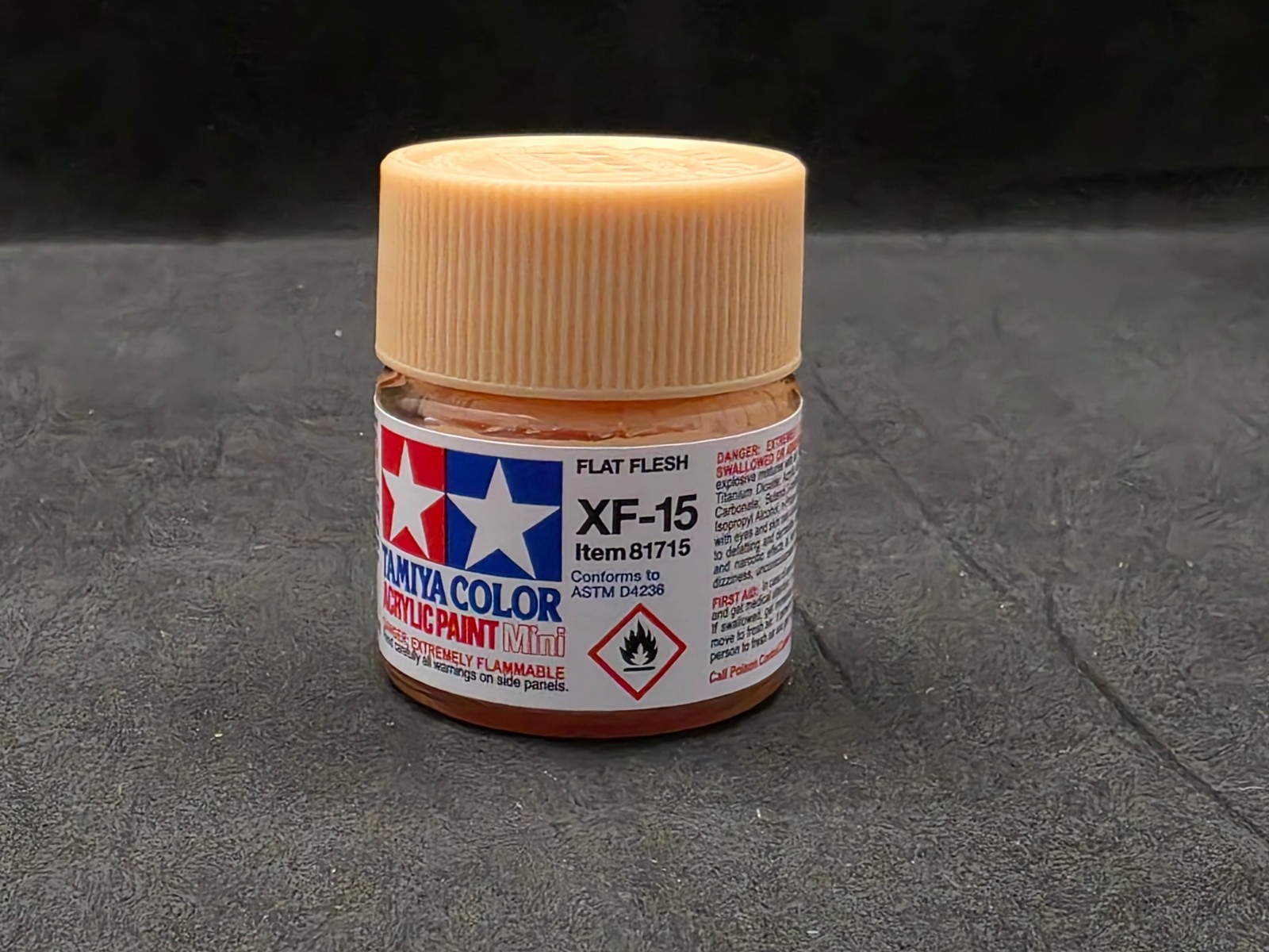 Tamiya XF-15 Flat Flesh Acrylic Paint 10ml Mini Bottle 81715
