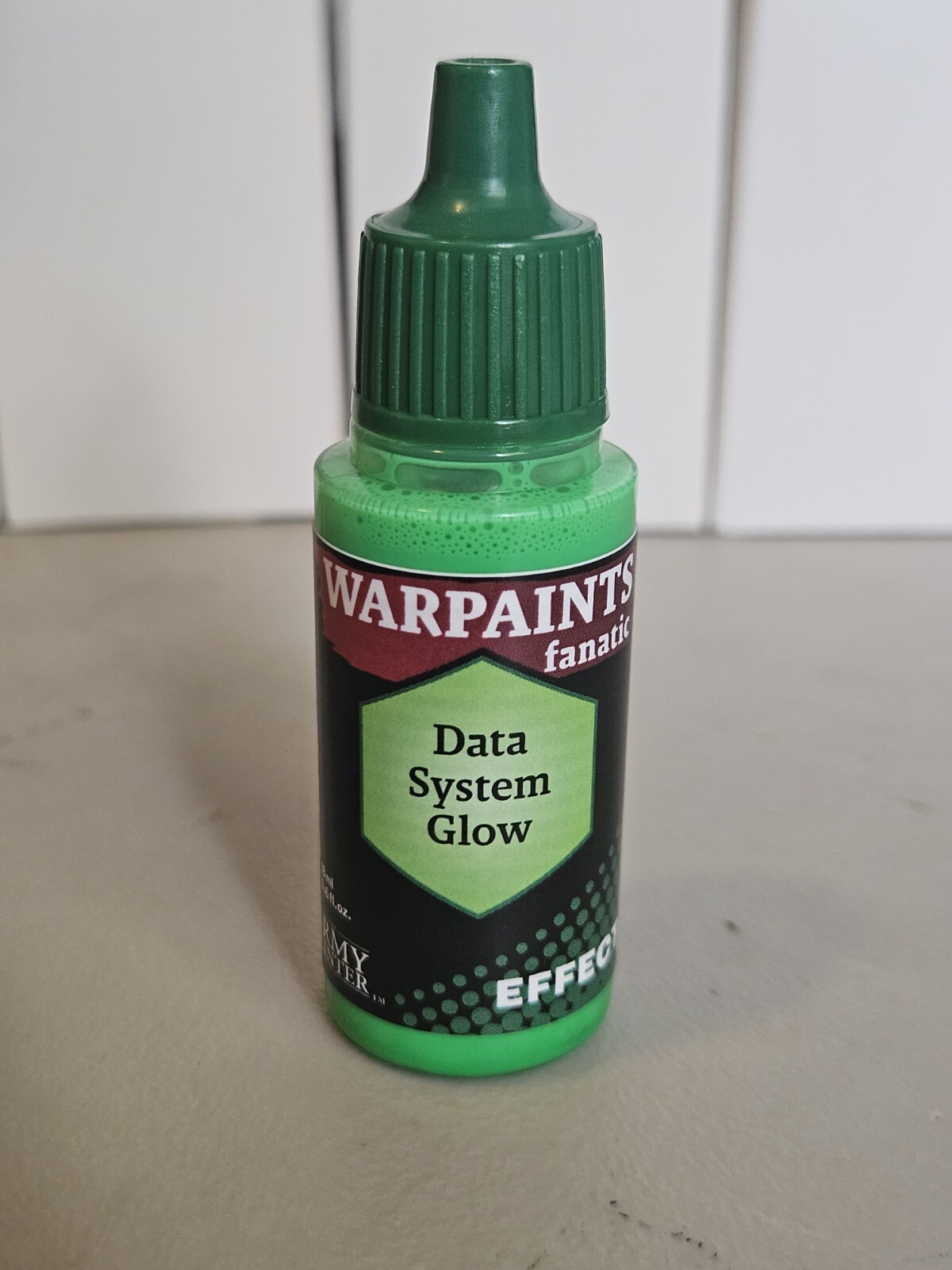 Army Painter Warpaints Fanatic Effects Data System Glow Fluorescent Green Paint