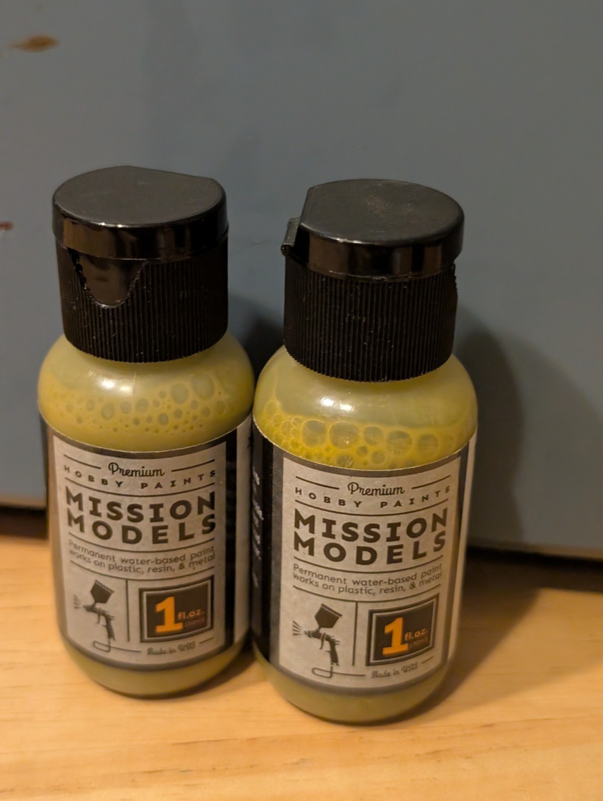 Mission Models (2) Acrylic Hobby Paints – RAF Middle Stone – MMP 076