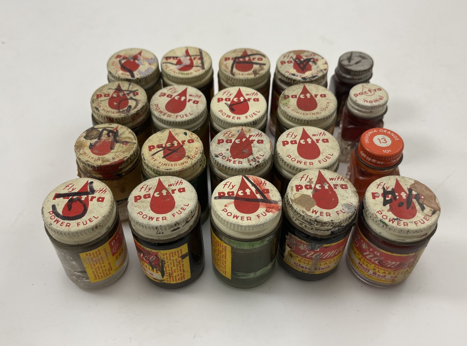 Lot 20 Vintage 1950s 1960s Model Paint Pactra Scale Model Used