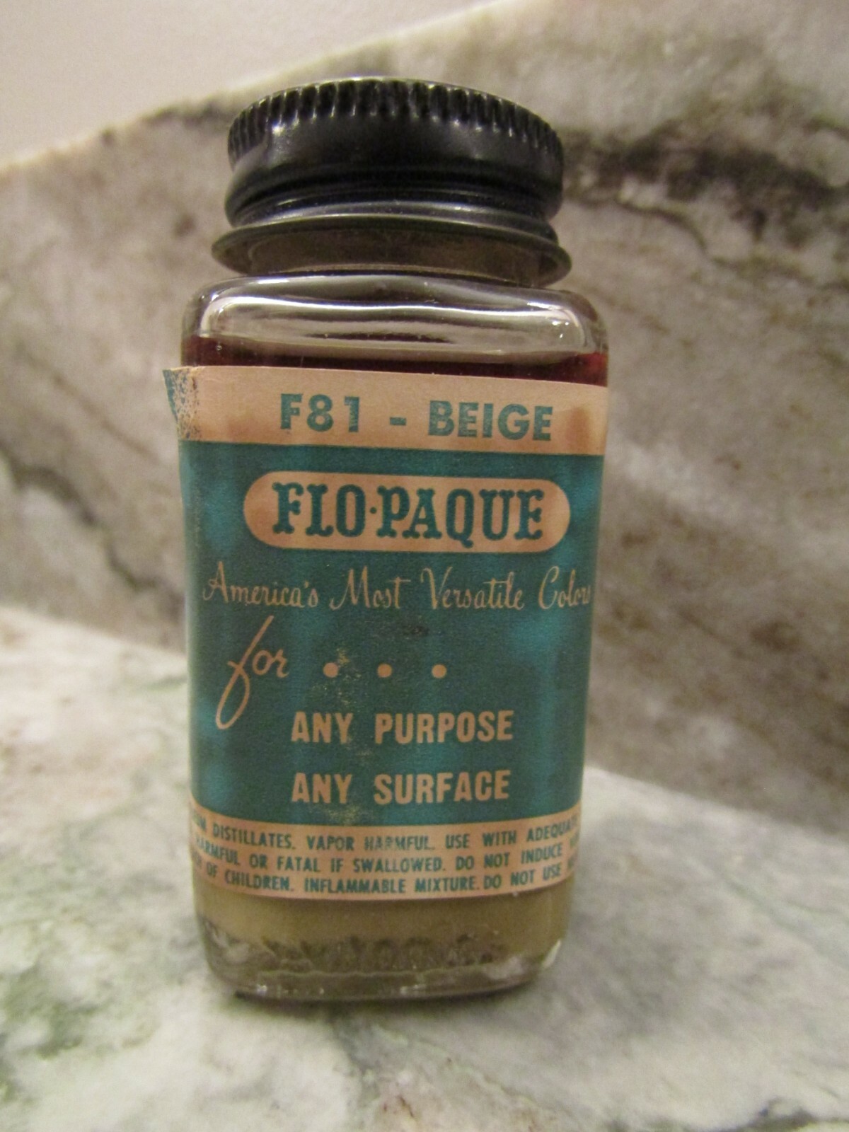 FLOQUIL / FLO PAQUE MODEL and HOBBY PAINT – 1oz 1 OUNCE – F81 BEIGE