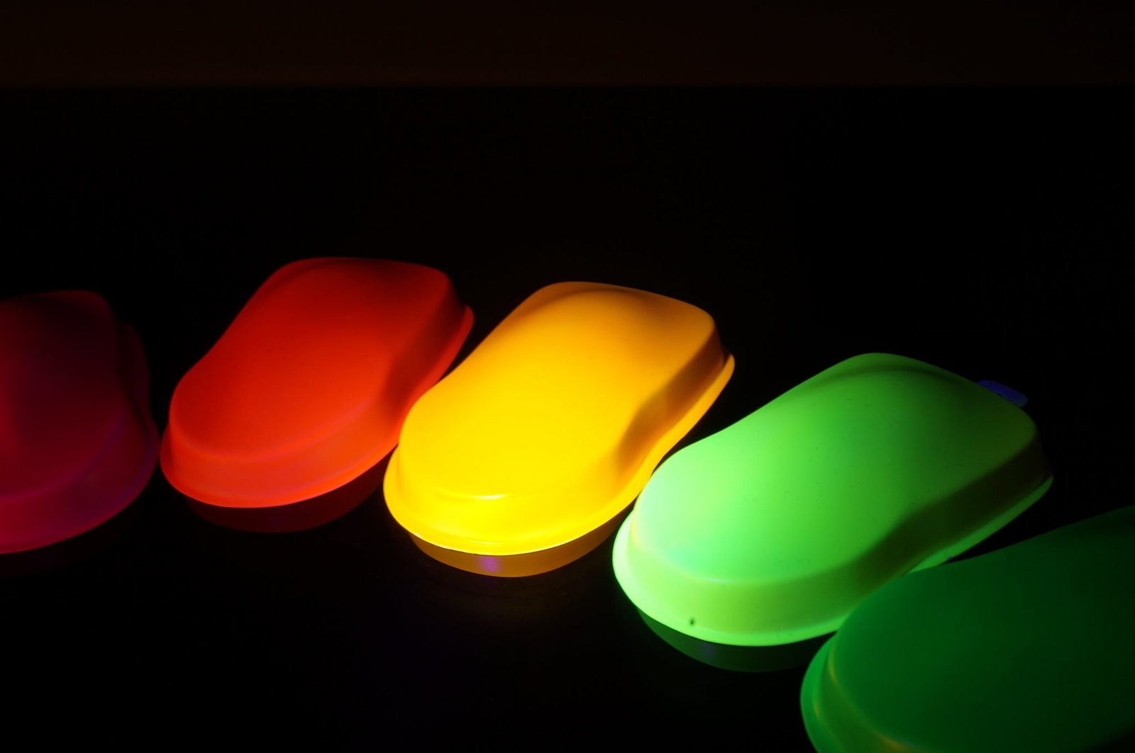 E7-Color “FL” Series Fluorescent Model Lacquer Paint (20ml) – Multiple Options