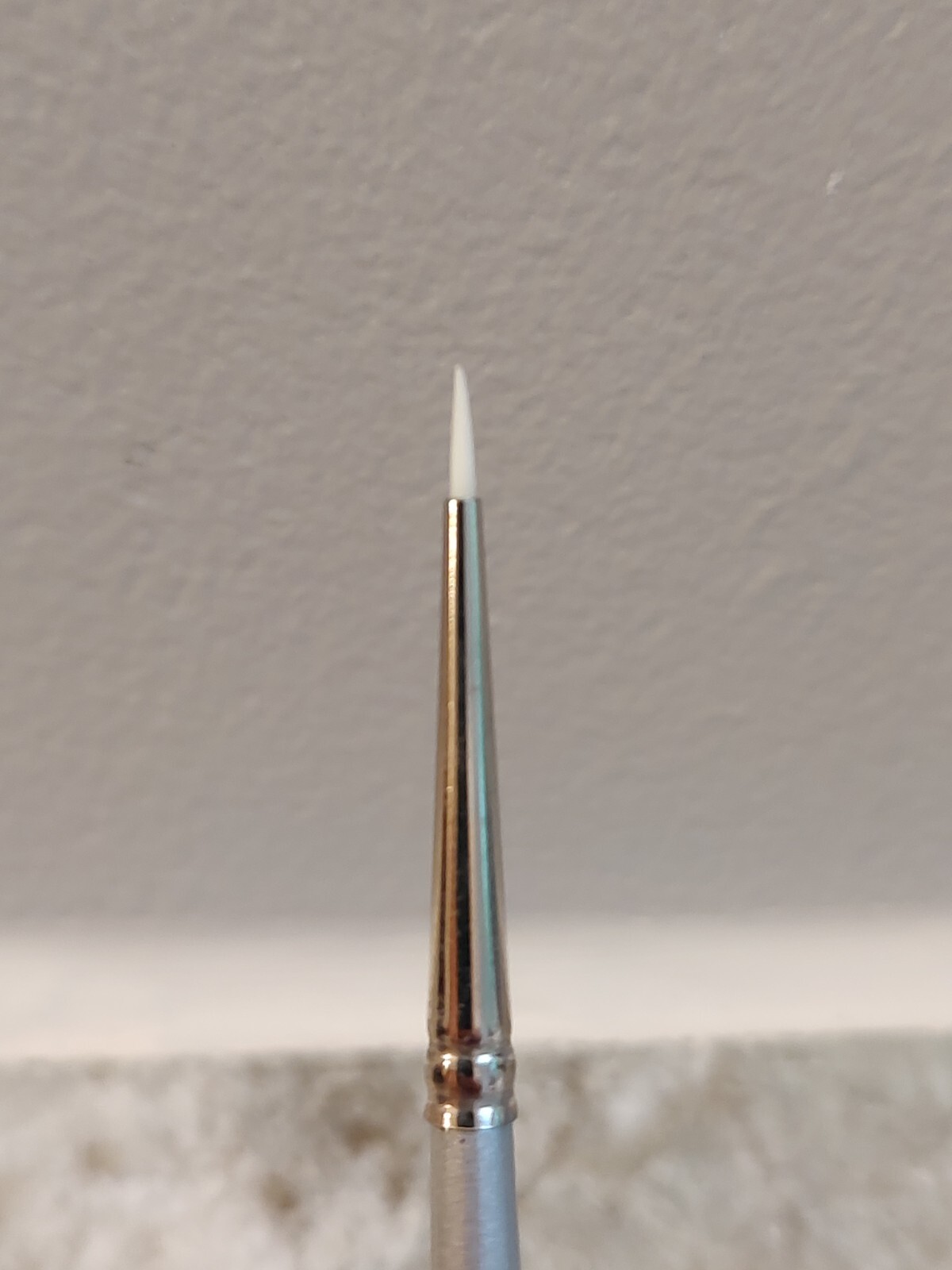 FLOQUIL PAINT BRUSH – 3/0 F408 SILVER FOX – MADE IN THE USA