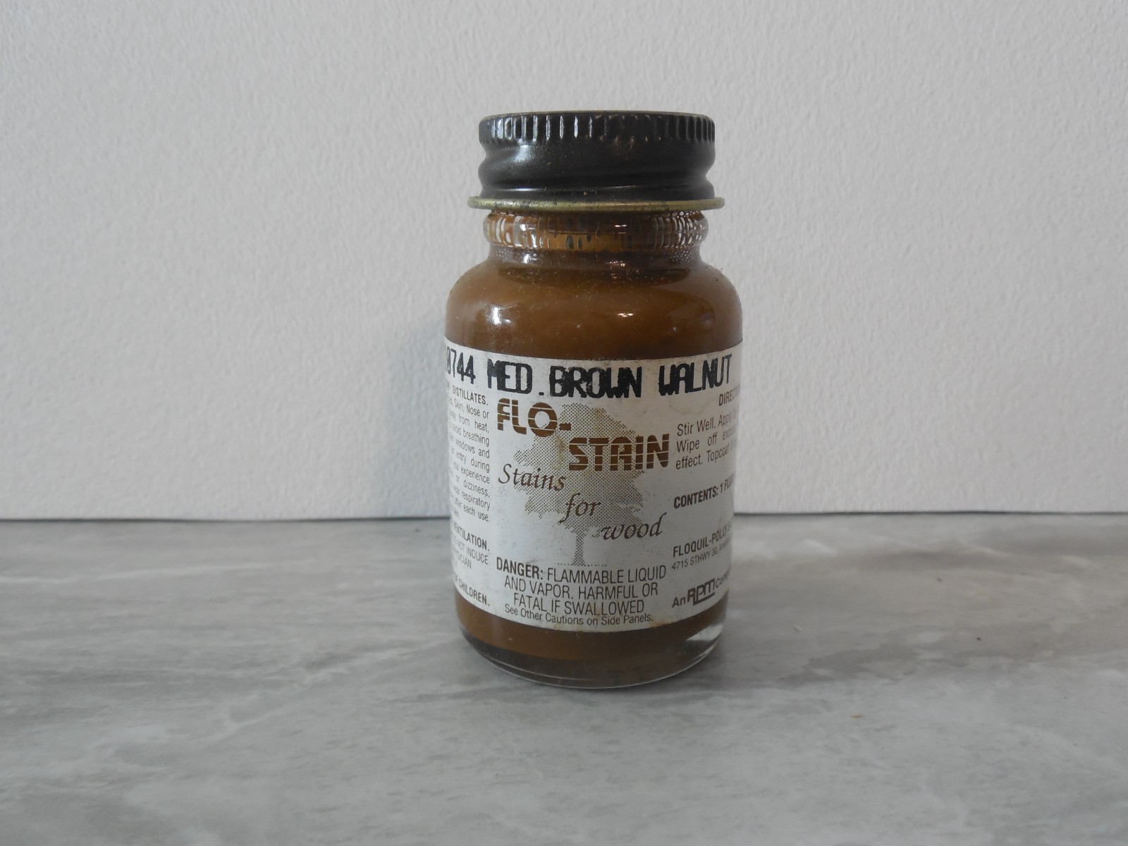 FLOQUIL FLO-STAIN~ STAIN FOR WOOD MODEL – 1 oz – 110744 MED. BROWN WALNUT ~LOT A