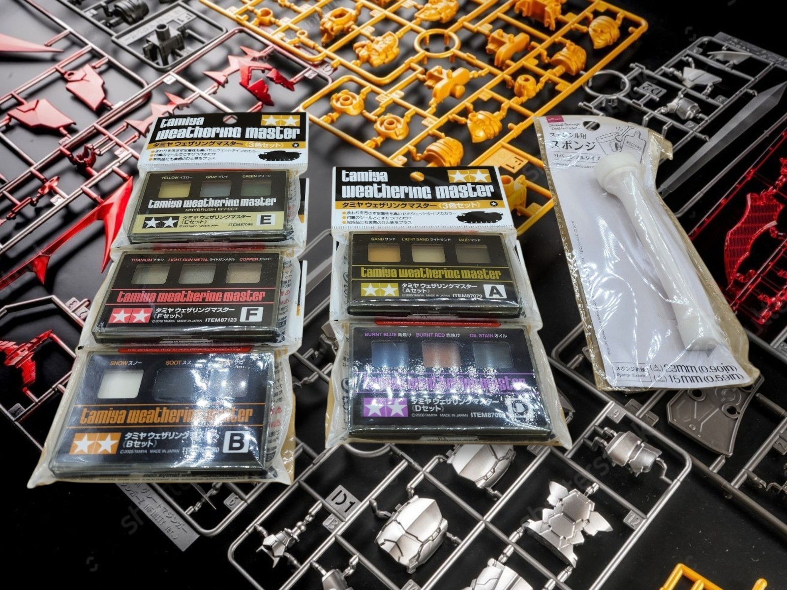 Tamiya Weathering Master Assorted Paints Set A B D E F + Bonus Sponge Applicator