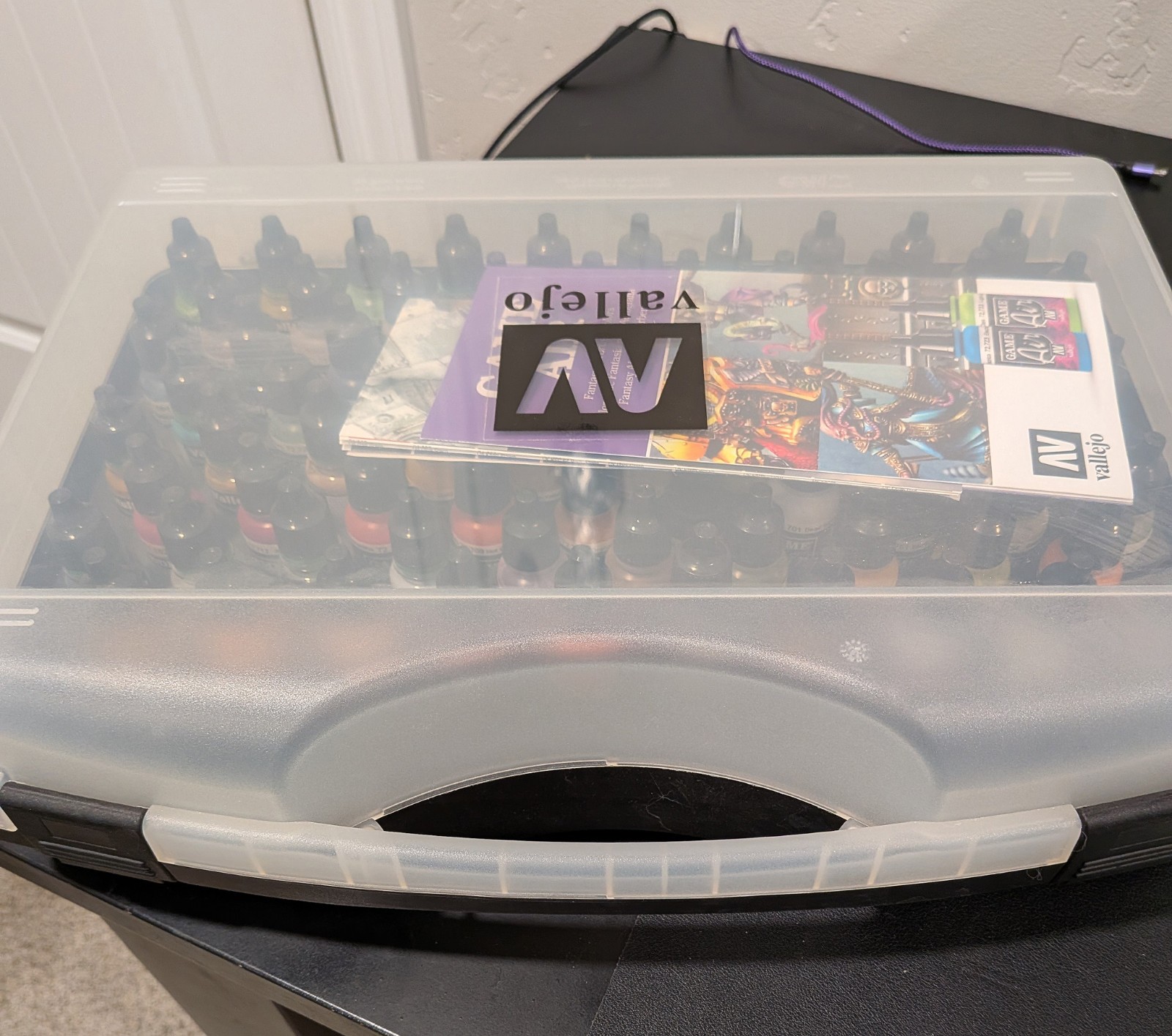 Vallejo Game Air Paint Set Lot 80 Bottles w/ Case Miniatures Airbrush RPG