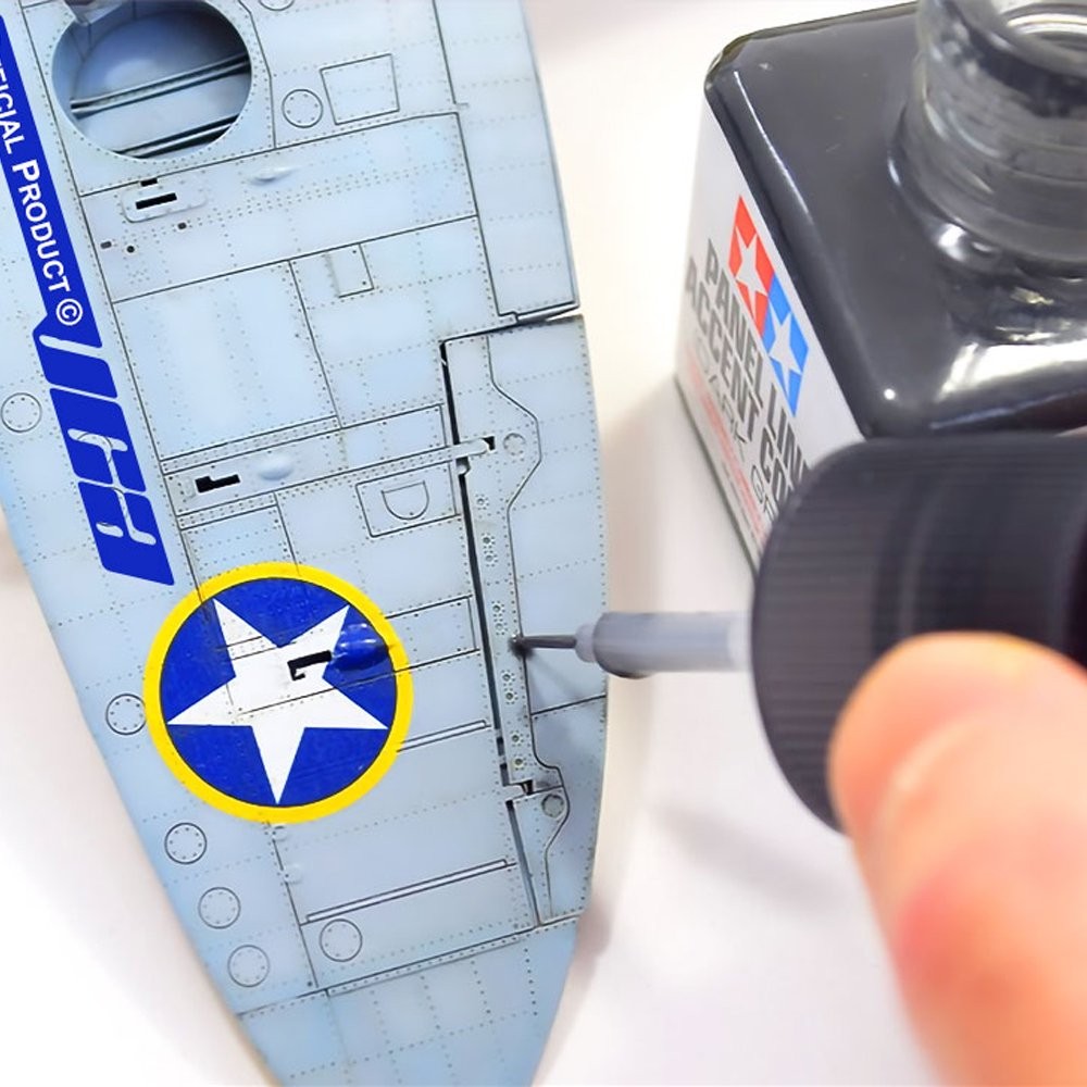 Tamiya Panel Line Accent Color Dark Gray