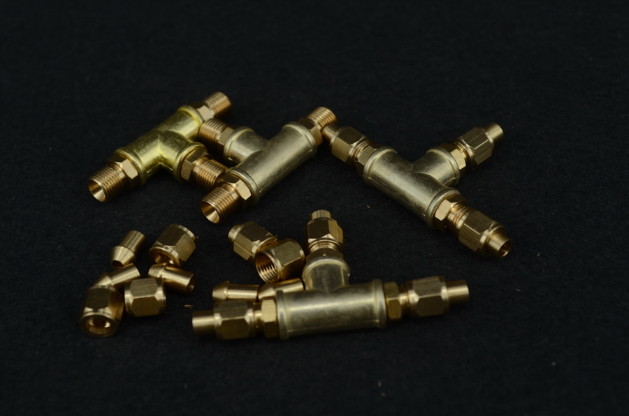 Tee Piece 1/4″ x40tpi pipe including cones and union nuts 3.5mm(TP-3)