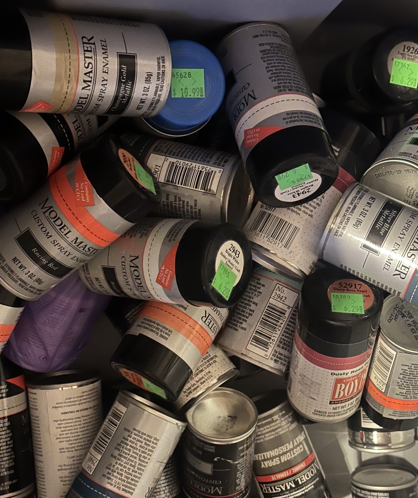 Model Masters Spray Paint ( Multiple COLORS)