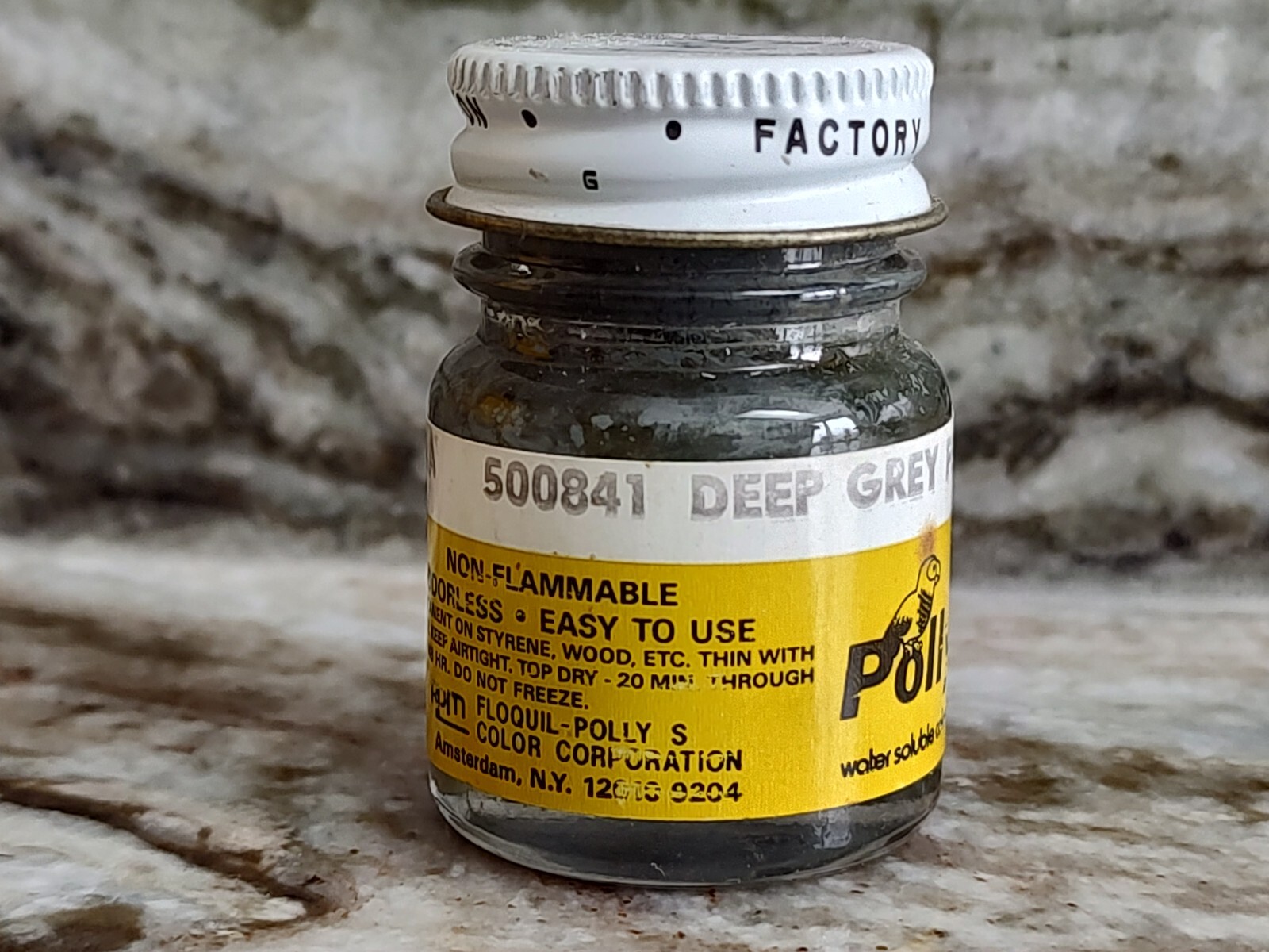 FLOQUIL POLLY S MODEL PAINT .5oz .5 OUNCE – DEEP GREY