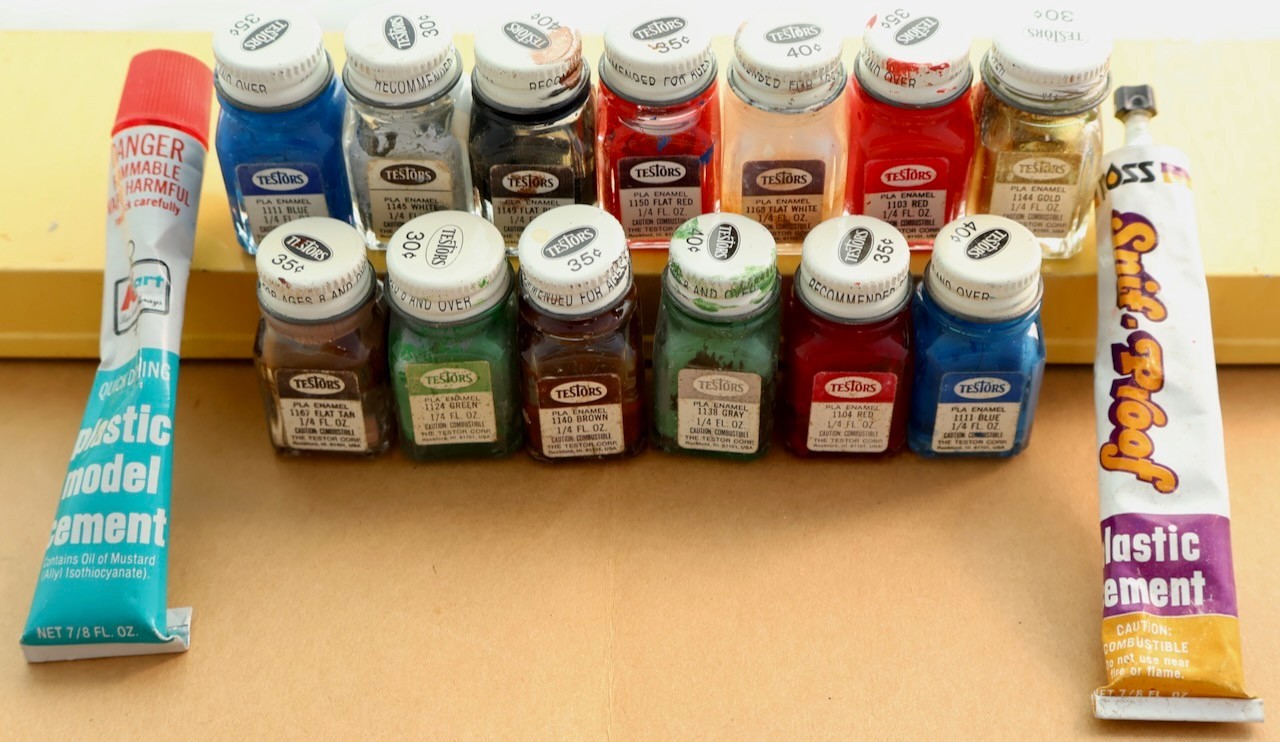(13) Testors 1/4 Fl. Oz. PLA Enamel Glass Bottles + (2) Tubes of Plastic Cement
