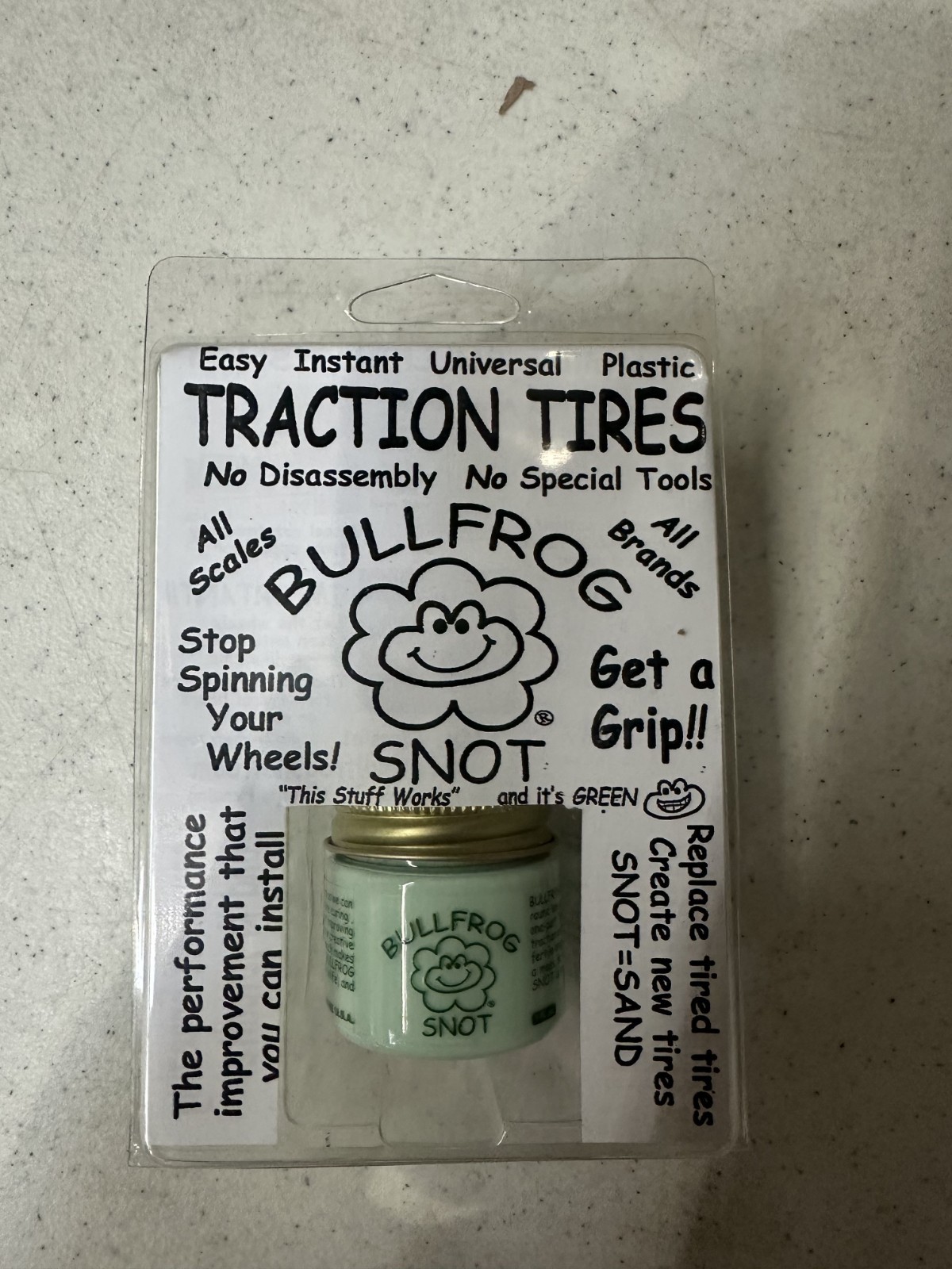Bullfrog Snot Liquid Plastic Traction Tire – 1 oz Jar