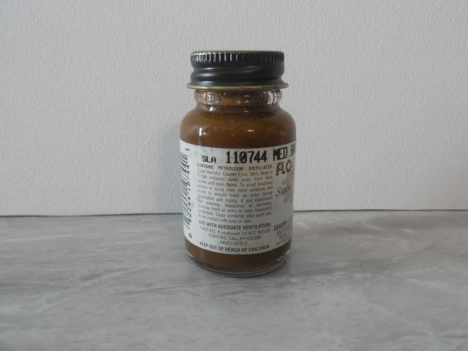 FLOQUIL FLO-STAIN~ STAIN FOR WOOD MODEL – 1 oz – 110744 MED. BROWN WALNUT ~LOT B