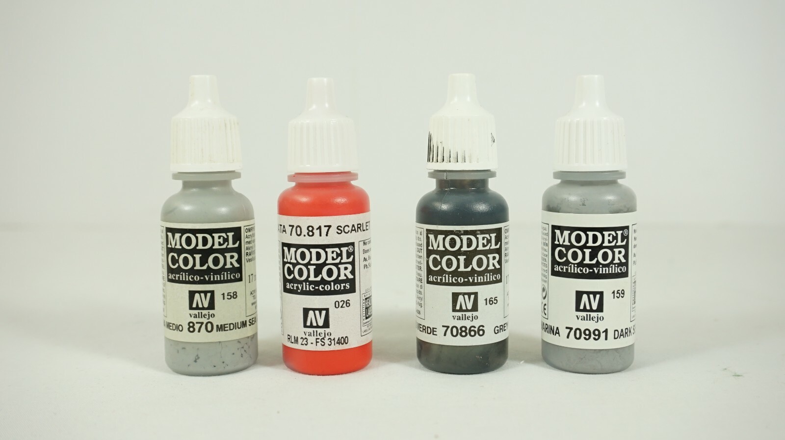 Vallejo Hobby Paints Lot of 21 Various Colors Burnt Umber Red Leather Rosa W20