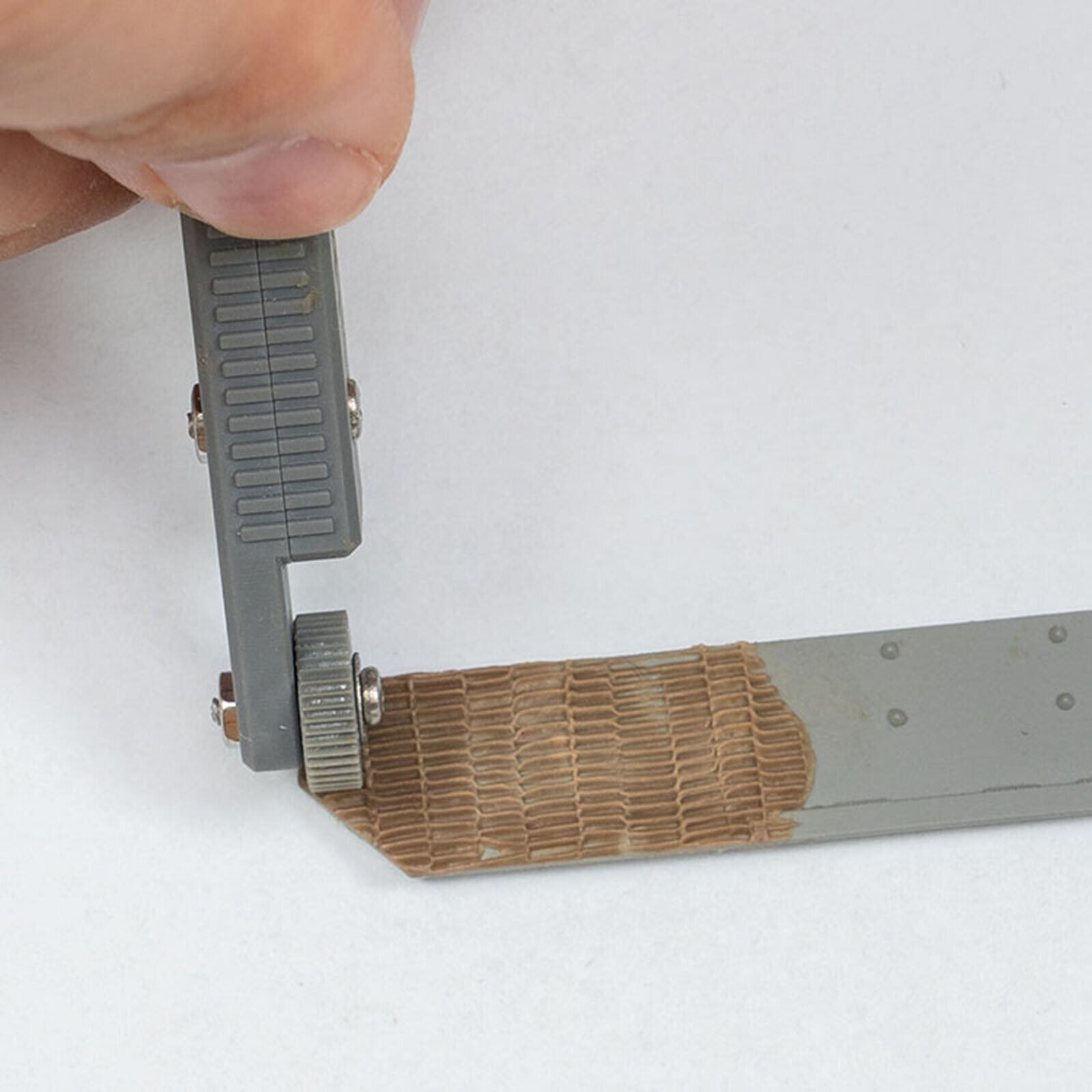 Anti-Magnetic Craft Tool For Zimmerit Coat 1:35 1:48 1:72 War Chariot Model L