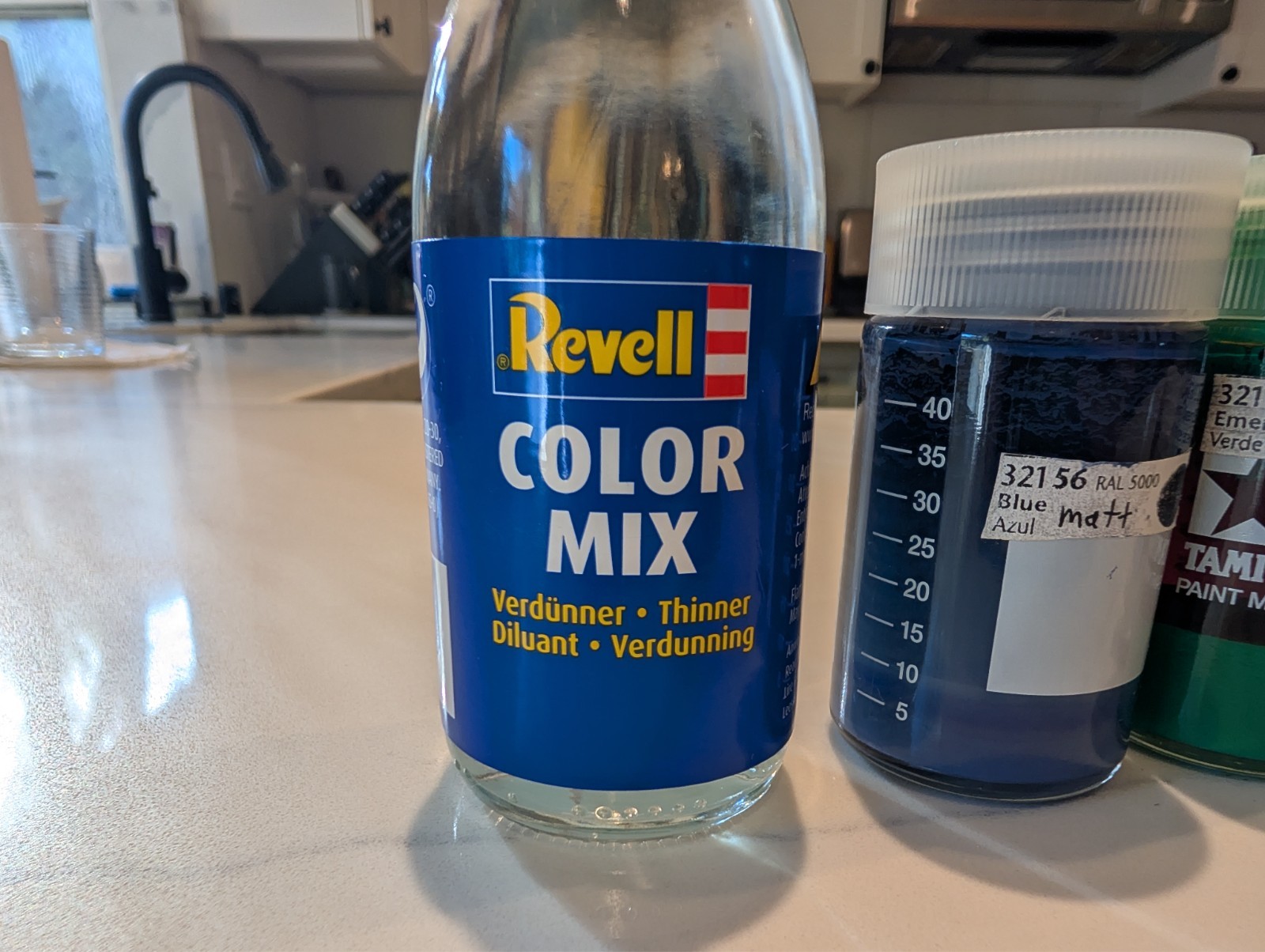 Revell enamel model paint bundle – 7 colors