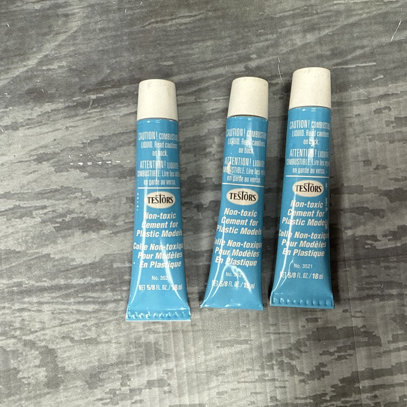 3 TESTORS NON TOXIC CEMENT FOR PLASTIC MODELS 5/8 OZ TUBE TUBES 3521 TES-3521