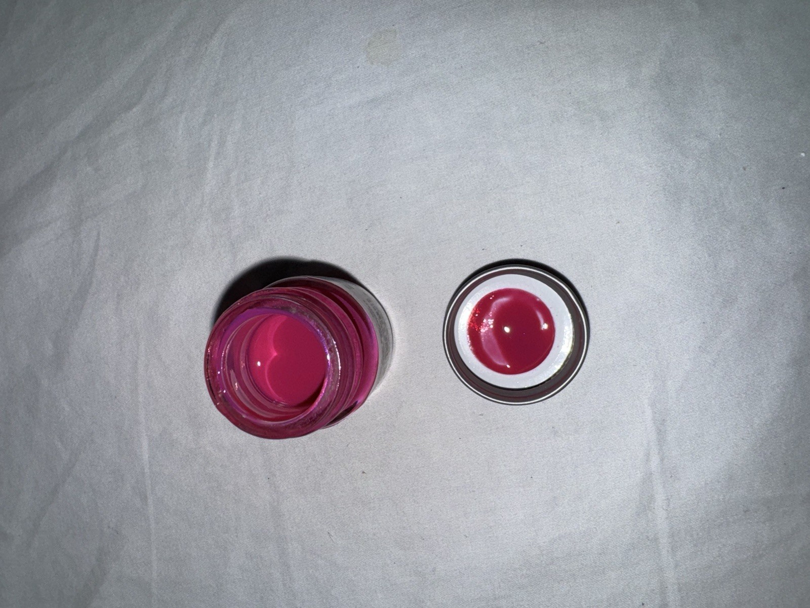 Testors 4640 Hot Pink Pearl Gloss Model Master Acrylic Paint – 1/2 oz. Bottle