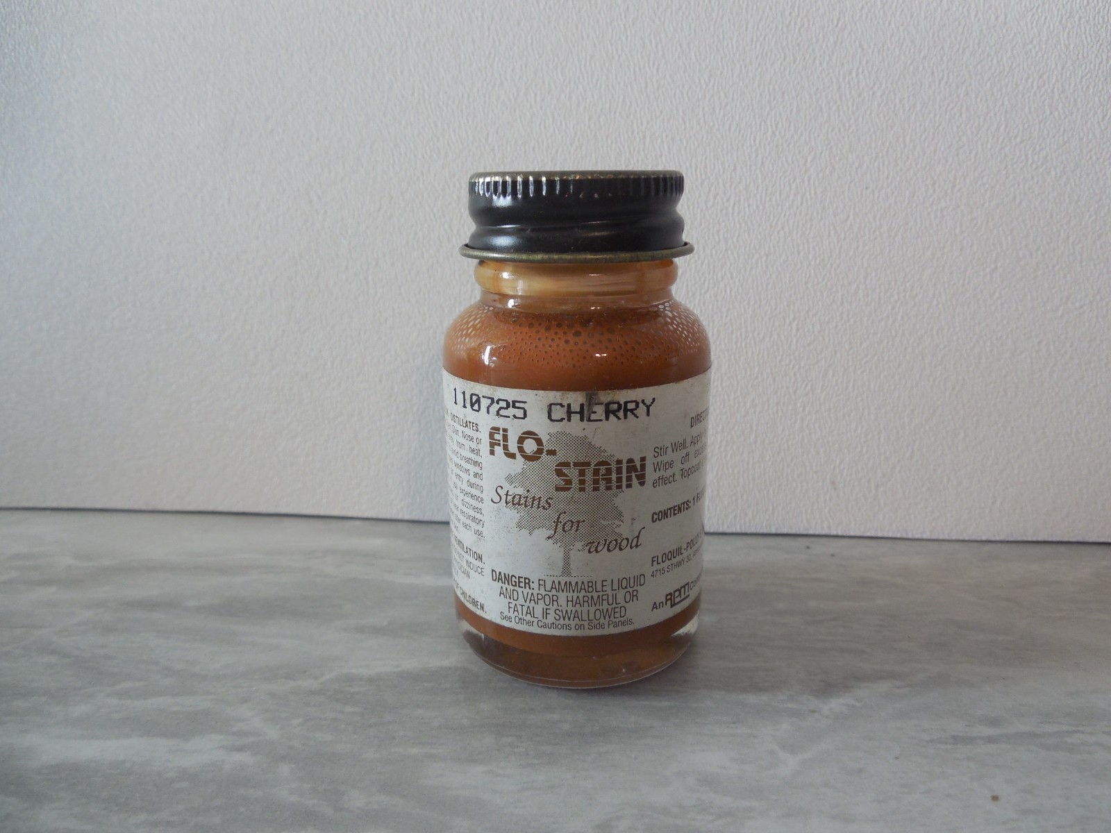 FLOQUIL FLO-STAIN ~ STAIN FOR WOOD MODEL – 1 oz – 110725 CHERRY ~ LOT A