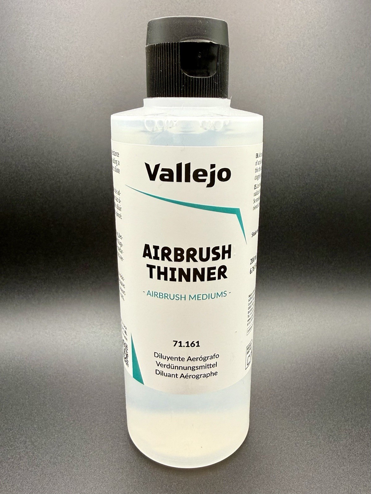 Vallejo Airbrush Thinner 200ml Acrylic Medium 71.161 8429551711616 Model Paint