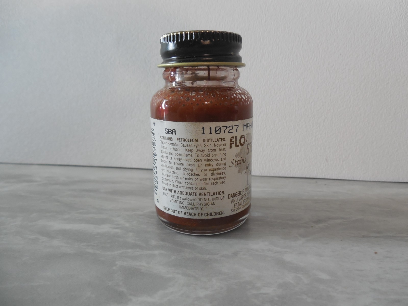 FLOQUIL FLO-STAIN ~ STAIN FOR WOOD MODEL – 1 oz – 110727 MAHOGANY ~ LOT C