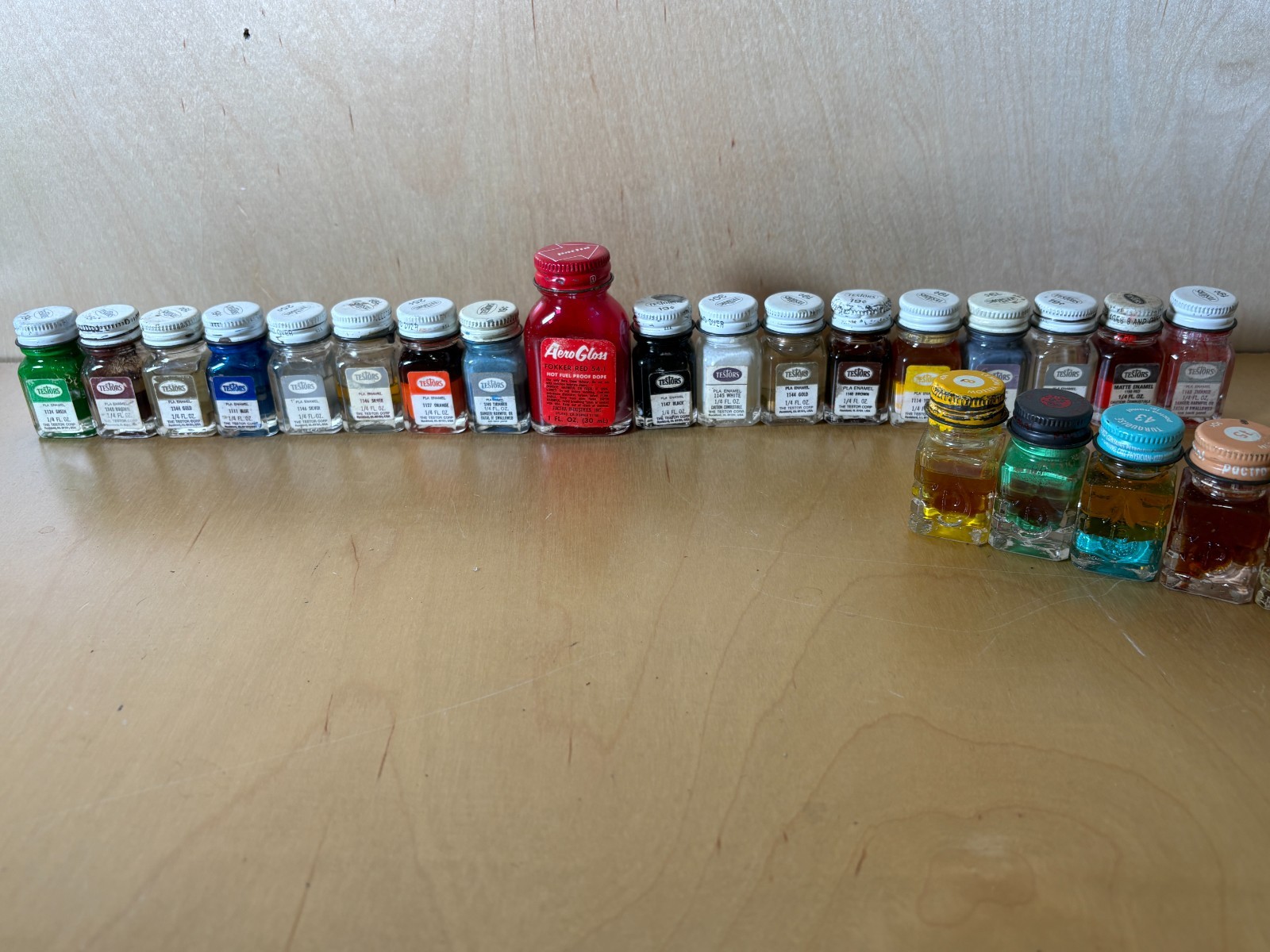 Vintage Testors Pactra Enamel Model Paint Lot AeroGloss 10c Caps