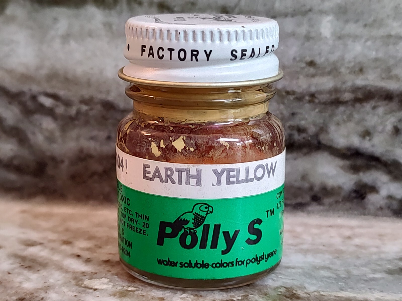 FLOQUIL POLLY S MODEL and HOBBY COLORS PAINT .5oz OUNCE – EARTH YELLOW