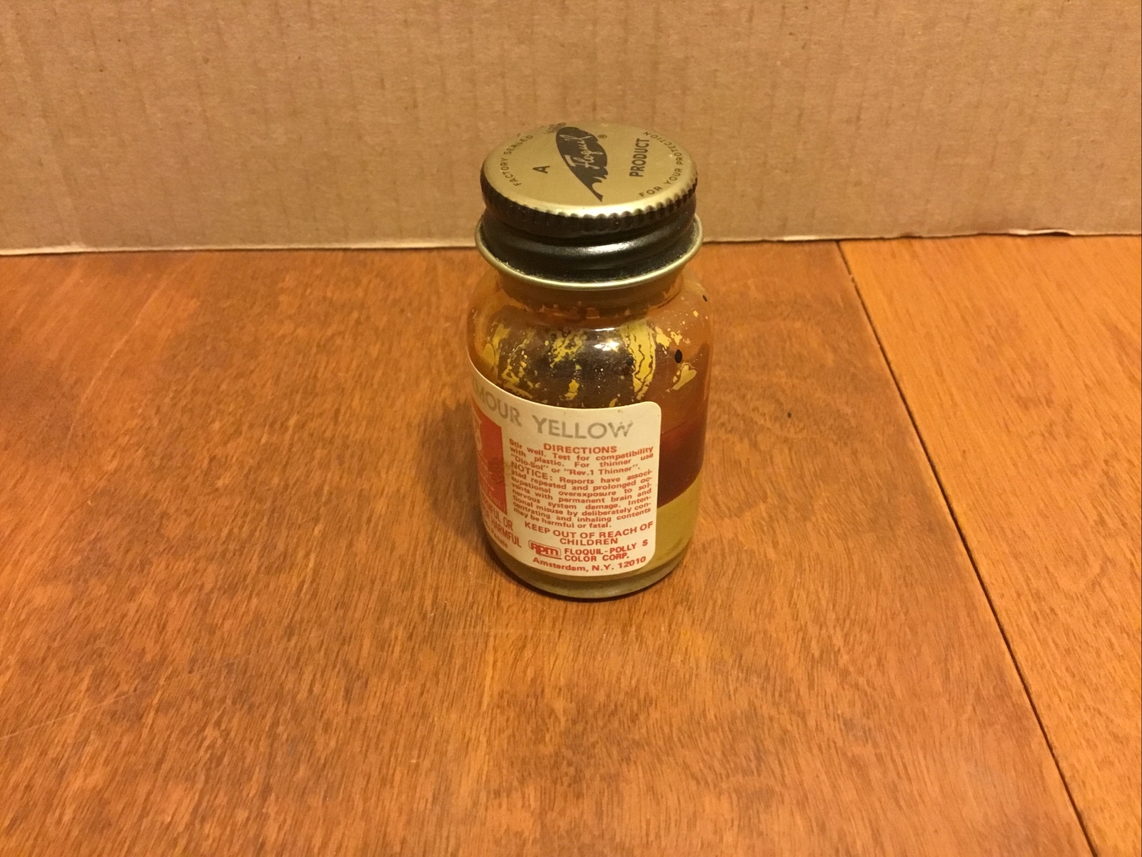 Vintage Used FLOQUIL Railroad Colors 110133 Armour Yellow Paint 1 FL OZ Bottle