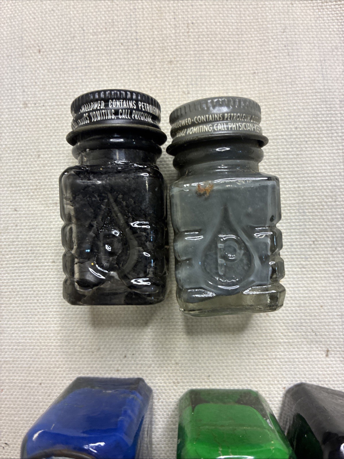 TESTOR’S model kit paints 1966 1967 used PLA bottles “15 cent” jars mixed lot