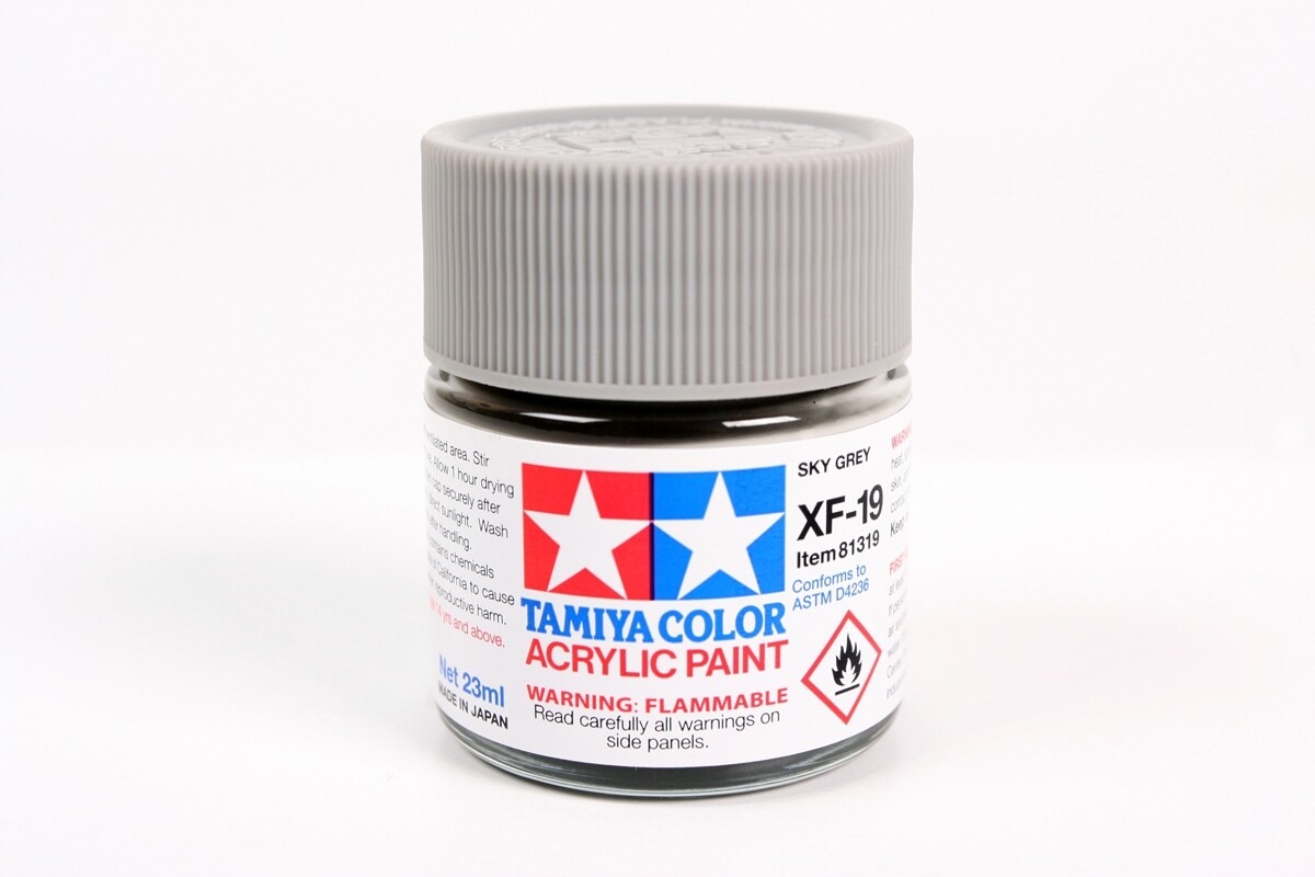 Tamiya 81319 XF-19 Sky Gray Acrylic Paint 23ml Large Bottle – US