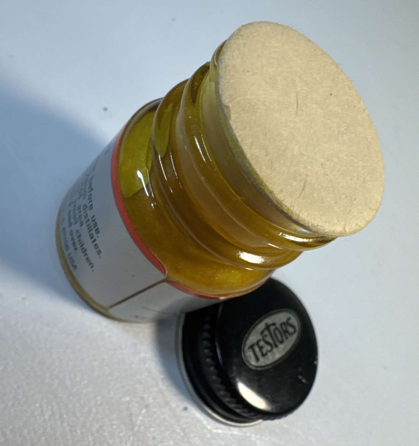 Model Master Enamel Paint Turn Signal Amber Metallic 1/2 Oz #2723