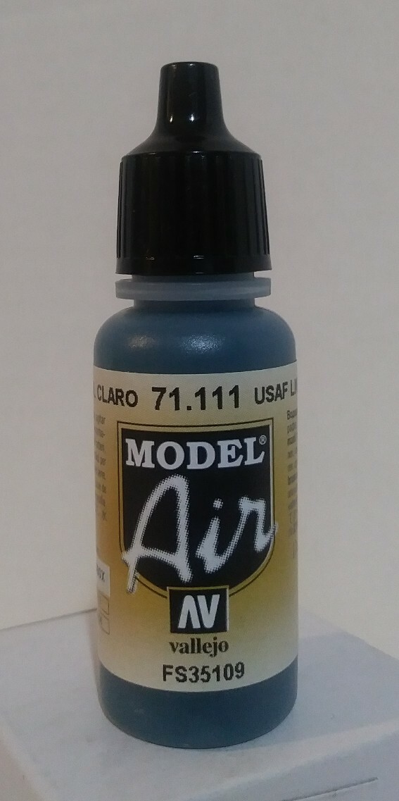 Vallejo Model Air acrylic paint 71.111, USAF Light Blue.
