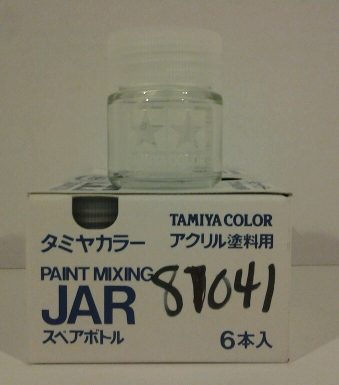 Tamiya 81041 paint mixing jar. 23ml.