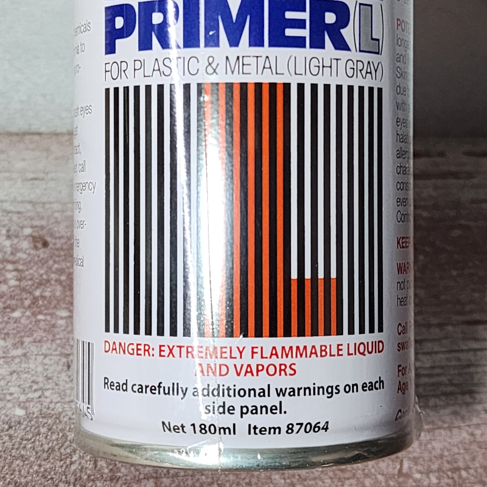 Tamiya Paints 865-87064 Surface Primer Spray Light Gray – 6-1/12oz Model Trains