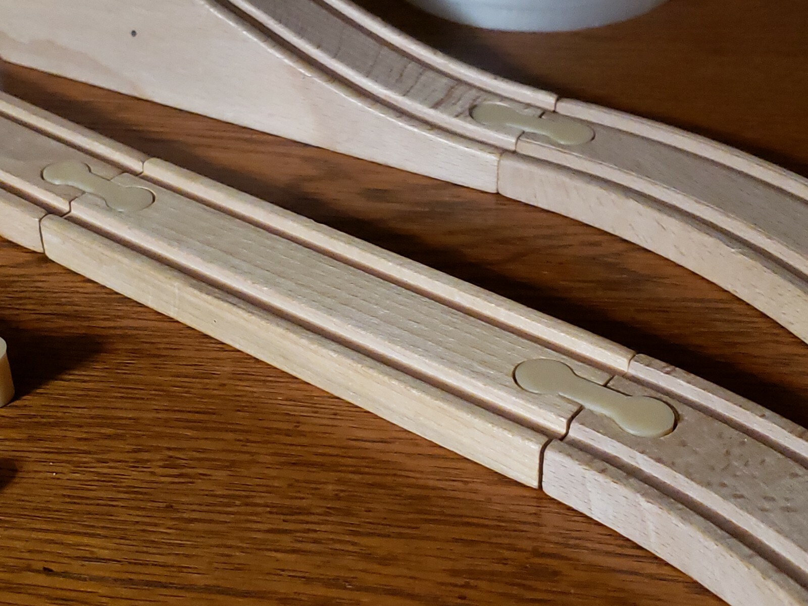 Railway Female-Female Train Track Connector x5 (Dog Bone)
