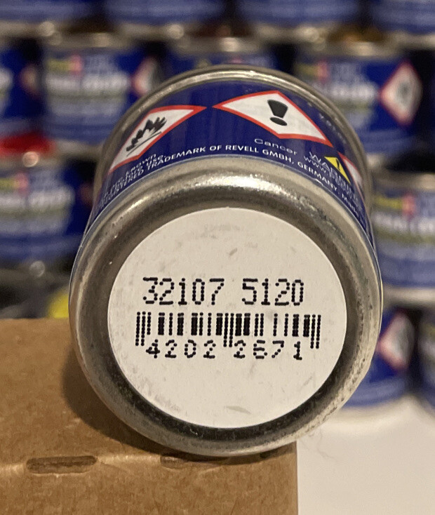 Revell Color enamel paint # 32107, Gloss Black.