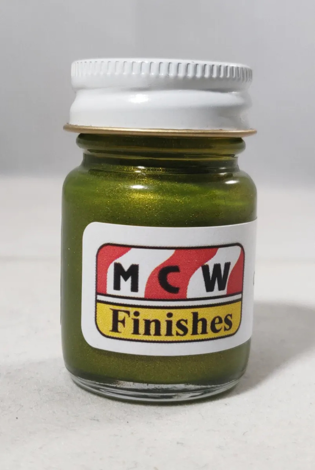 MCW Finishes 7026E Citrus Green Met. Enamel Model Paint for Auto